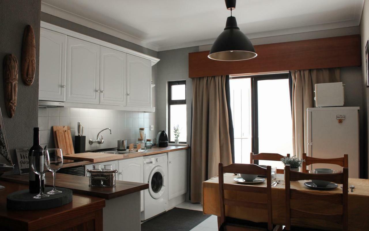 Lovely Oceanview Beach House Apartment Portimao Exterior photo